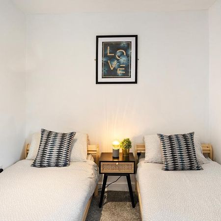 Apartment Nr City Centre & Park For Up To 6 Cardiff Zewnętrze zdjęcie